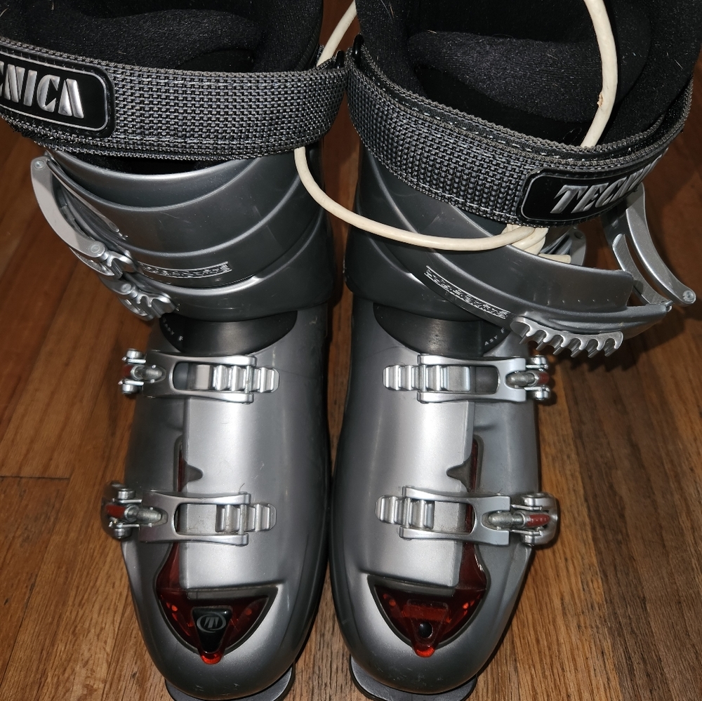 Snow boots TECNICA RIVAL X7 size 10 10.5